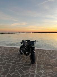 YAMAHA MT07 2025