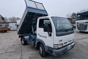 Nissan Cabstar ribaltabile trilaterale  elettrico
