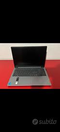 Lenovo IdeaPad 3 15,6” - i3 12ª Gen - 8GB RAM-SSD