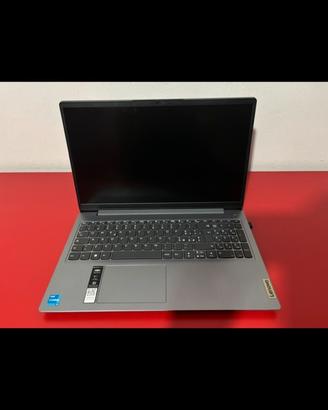 Lenovo IdeaPad 3 15,6” - i3 12ª Gen - 8GB RAM-SSD