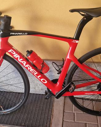 bici pari al nuovo pinarello x3 