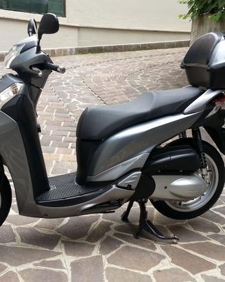 Honda SH 300 i ABS