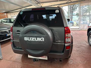 Suzuki Grand Vitara 1.9 DDiS 5 porte
