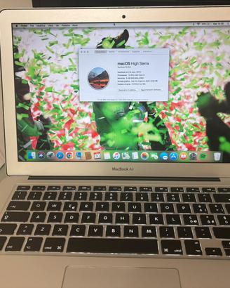 MacBook Air 13” (2017)