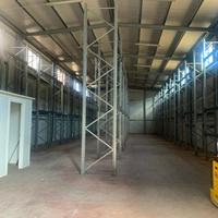 Capannone commerciale