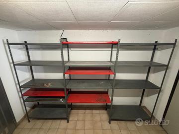 Scafali in lamiera per cantina e garage