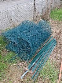 Rete plastificata e paletti 