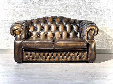 Divano Chesterfield inglese vintage in pelle