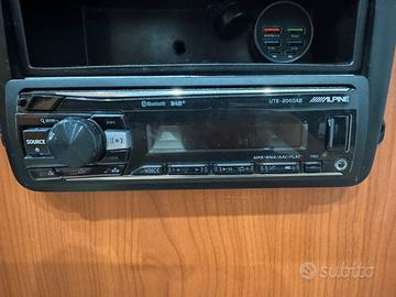 Autoradio alpine