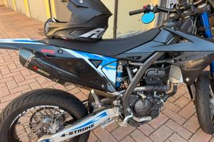 Suzuki Valenti  Racing RM 125 Z Motard