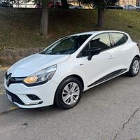 Renault Clio dCi 8V 75 CV 5 porte Moschino Life 07