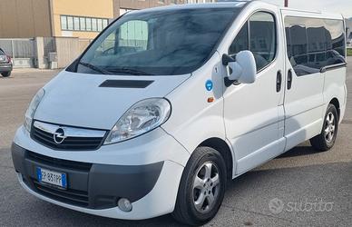 Opel Vivaro 2.0 CDTI 120CV - 9 posti -