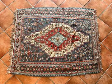 Tappeto Decorativo Colorato – €100