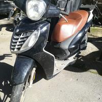 Malaguti Centro 50 4T ciclomotore a benzina