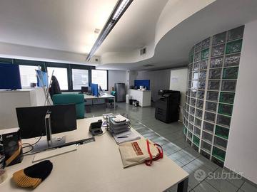 Immobile di 160 m² con 4 locali a Creazzo