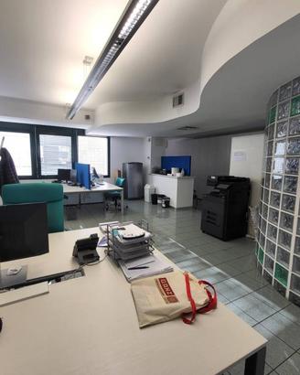 Immobile di 160 m² con 4 locali a Creazzo
