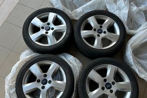 Cerchi in lega R15 Ford Foesta