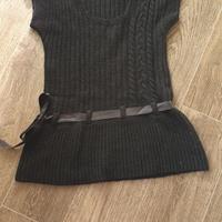Maglione nero con fascia
