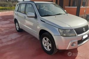 Suzuki Grand Vitara 1.9 Ddis 4x4 gancio traino omo