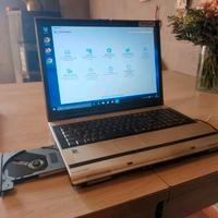 Notebook Toshiba Harman/kardon 17 Pollici