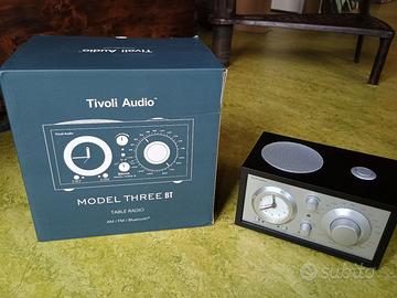 Radiosveglia Tivoli Model Three BT