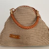 Borsa realizzata a mano