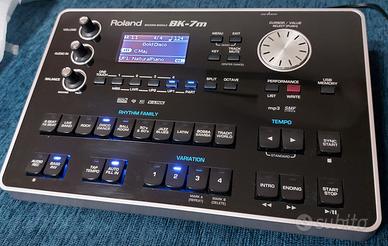 ROLAND BK-7m