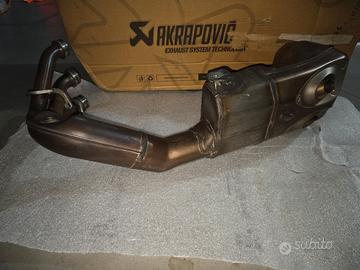 Scarico originale Yamaha Tracer 9 