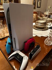 Ps5  con base ricarica e 3 controller inclusi