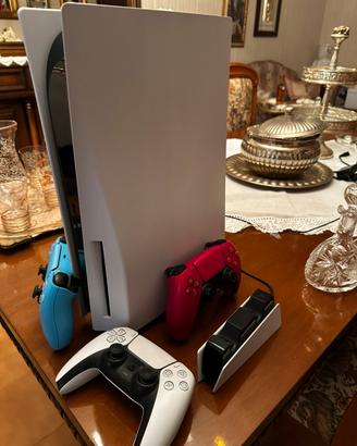 Ps5  con base ricarica e 3 controller inclusi