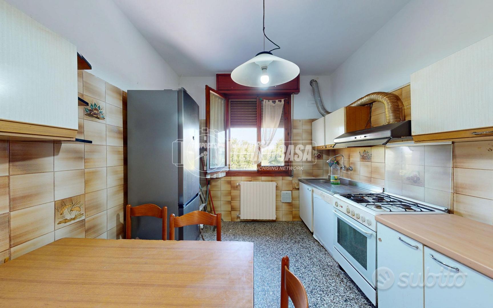 Appartamento – RE - Vista 4