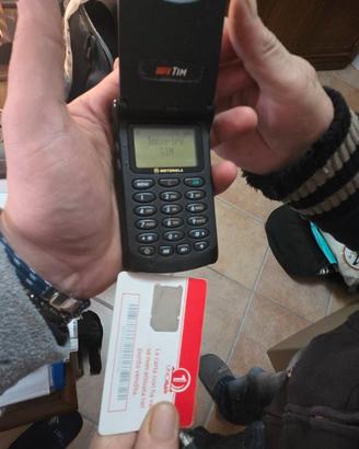 Motorola StarTAC – Cellulare storico da collezione