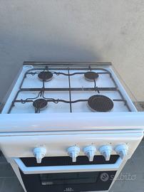 Forno Indesit 