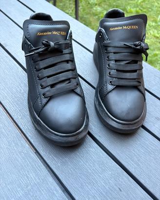 Alexander McQueen 