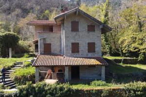 Casa indipendente Ceriana, vicino Sanremo