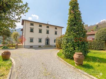 Villa singola Bagni di Lucca [UM509MDVRG]
