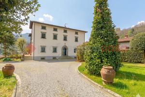 Villa singola Bagni di Lucca [UM509MDVRG]