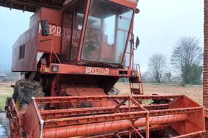 Mietitrebbia Laverda M132 R