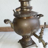 Samovar russo