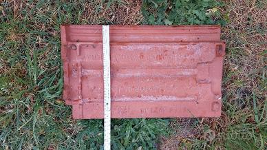210 pezzi di tegole marsigliesi