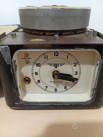 Antico Orologio per Gare di Piccioni 