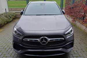 MERCEDES GLA 200 Automatic