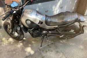 Benelli Leoncino 500