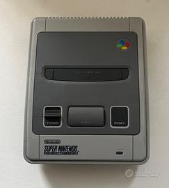 Super Nintendo Enterteinment System SNES