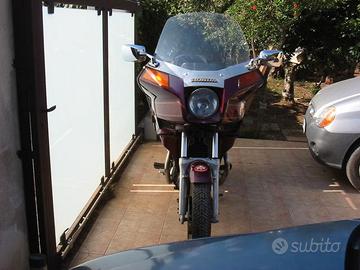 Honda GL 650 Silver Wing - 1983