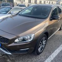 Volvo V60 Cross Country D3 Geartronic Summum