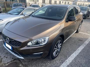Volvo V60 Cross Country D3 Geartronic Summum