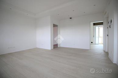 4 LOCALI A REMANZACCO