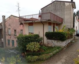 Casa di paese in Via Marola, Chiuppano