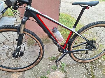 mtb marca Cslide italiana tutta shimano in carboni